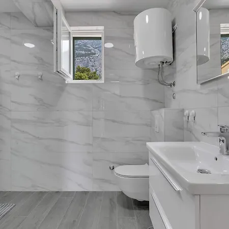Apartment Spectrum Makarska