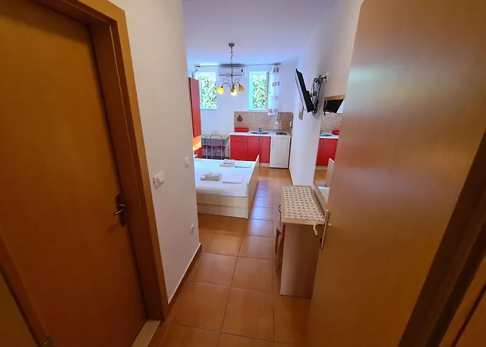 Spectrum マカルスカ